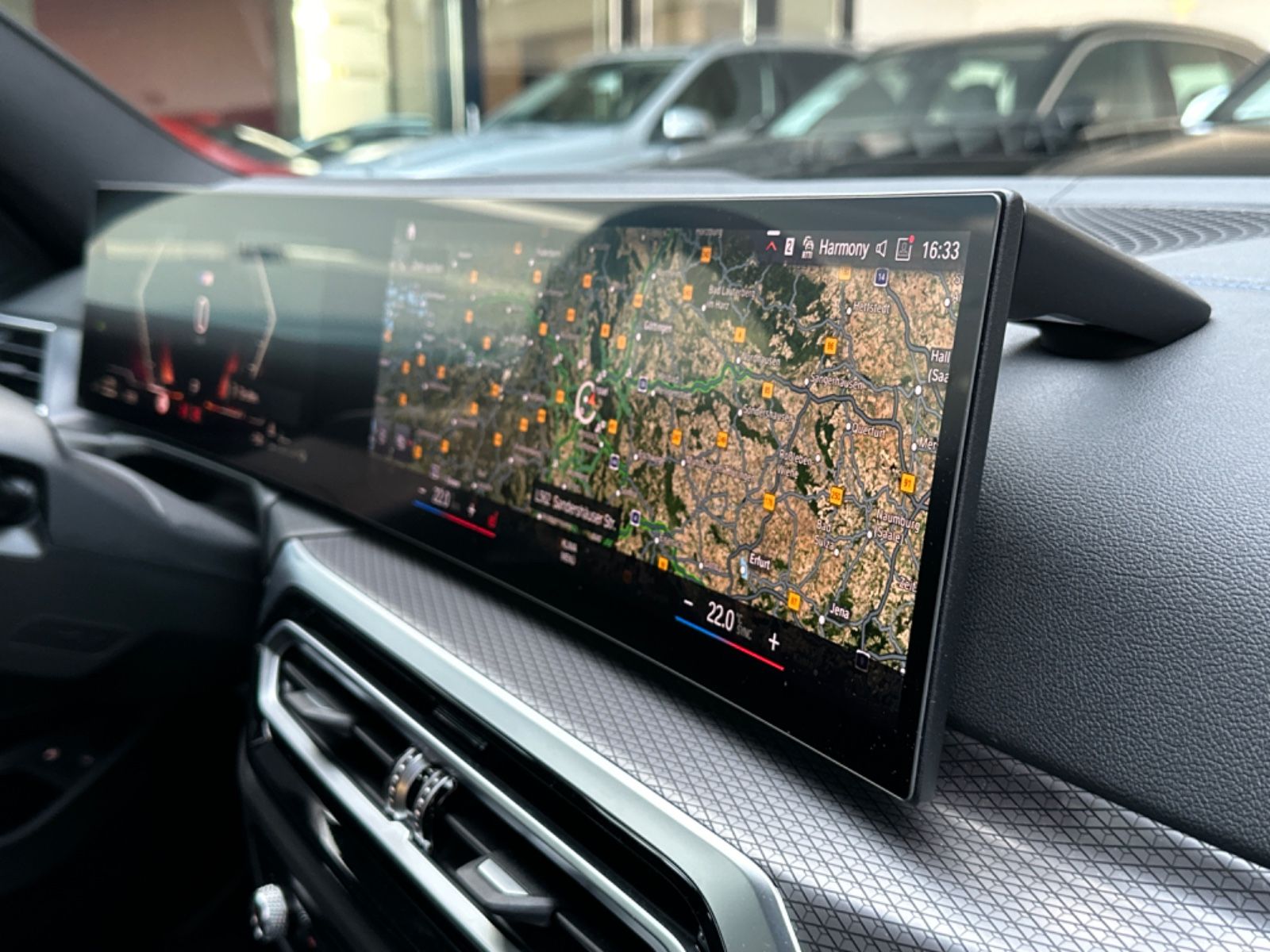 BMW 330 e xDrive Touring M Sport - Samsaru's Car Outlet
