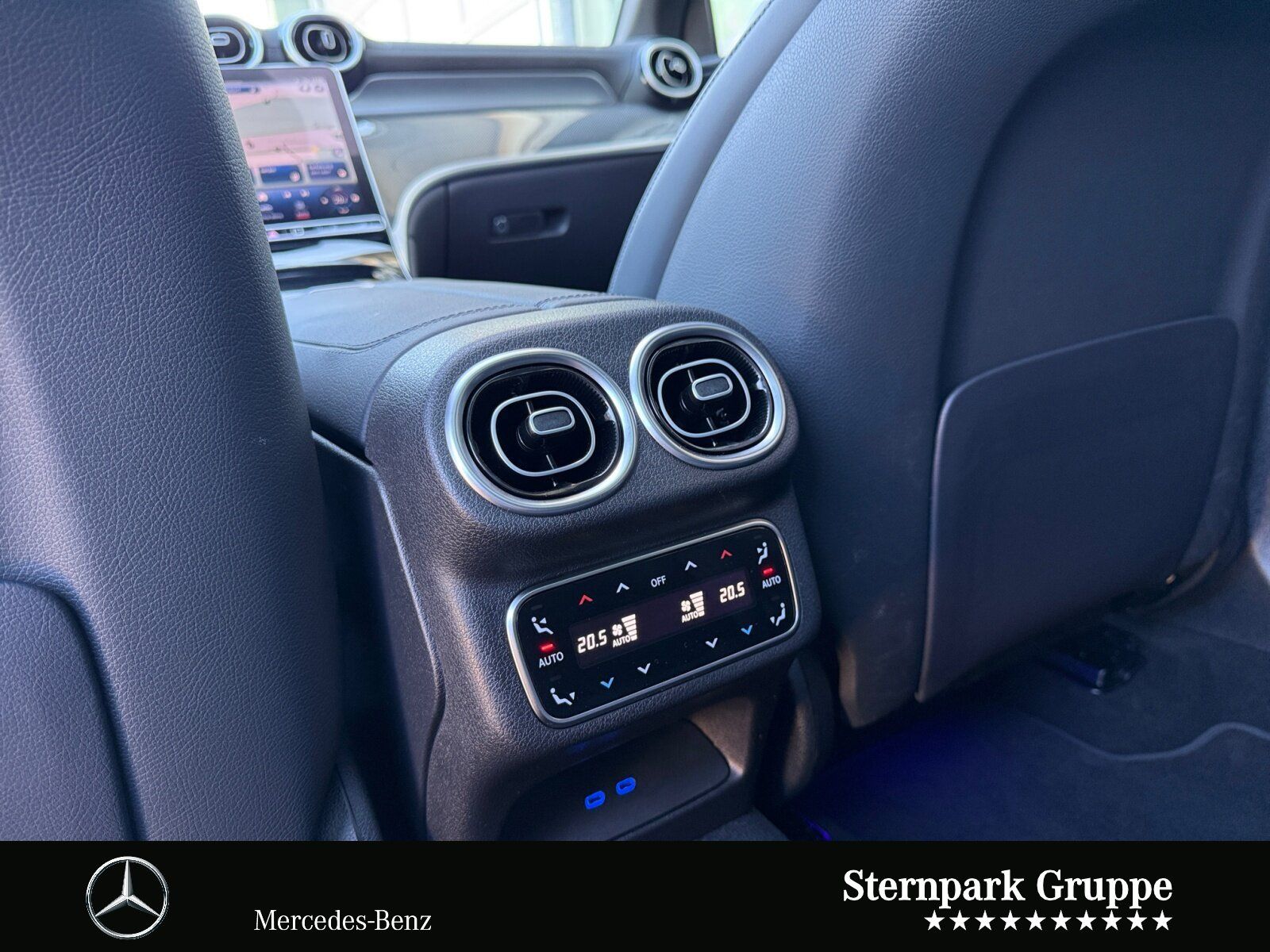Mercedes-Benz GLC 300 de 4M AMG +AHK+Distro+Pano+Burmester+HuD