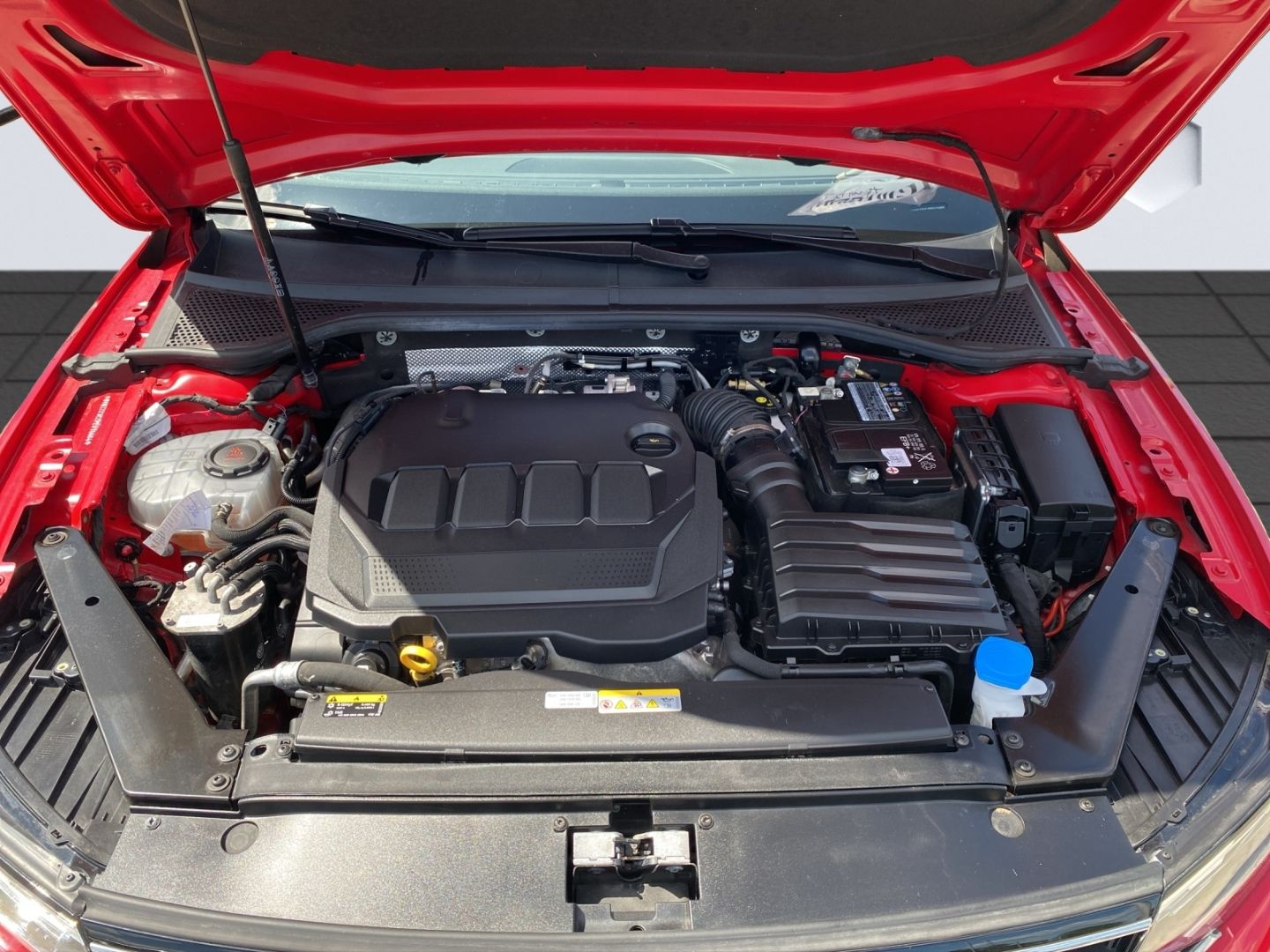 Volkswagen Passat Business 2.0TDI DSG - Samsaru's Car Outlet