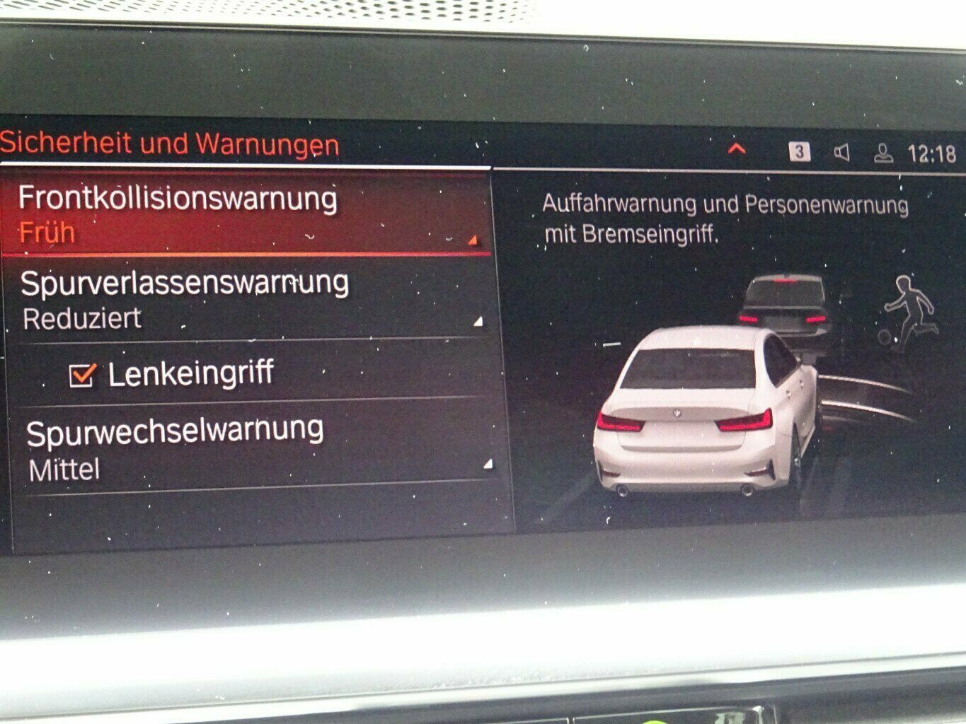 BMW 320D LuxuryLine,xDrive SAG,Leder,AHK,ACC