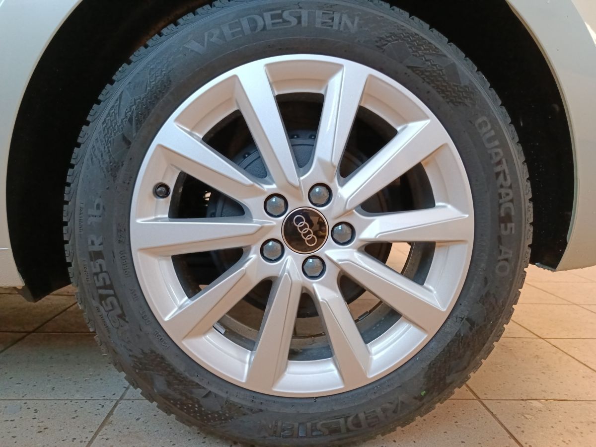 Audi A1 Sportback 25 TFSI S tronic LED*SHZ*PDC