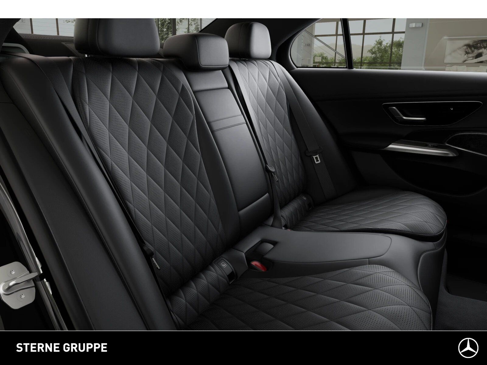 Mercedes-Benz E 450 d 4M AMG Night Leder AHK Pano HUD Dist 21"