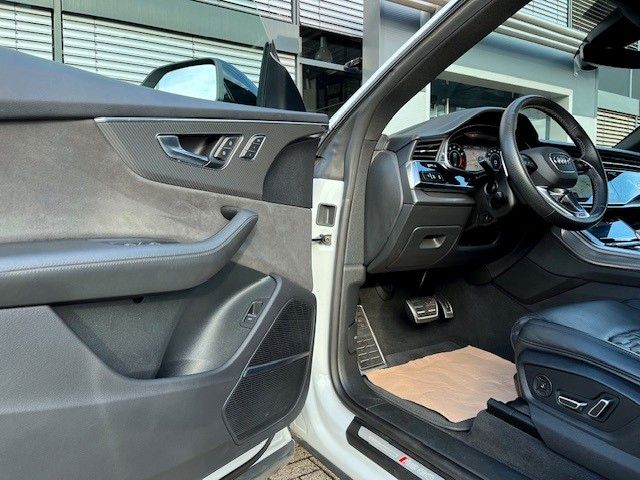 Audi RSQ8 4.0 TFSI MATRIX HUD B&O PANO 23"