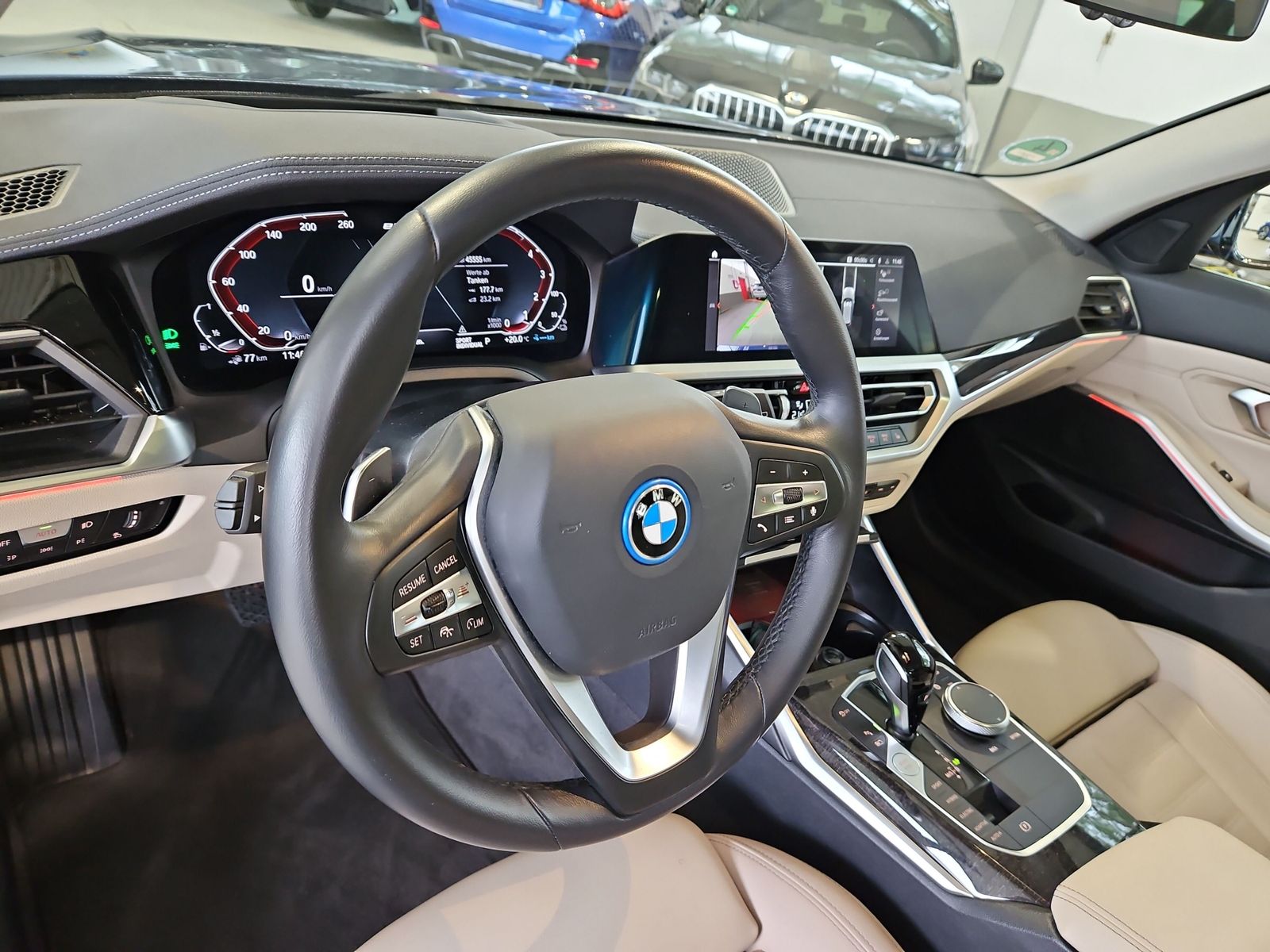 BMW 330e xDrive Touring LuxuryLine - Samsaru's Car Outlet