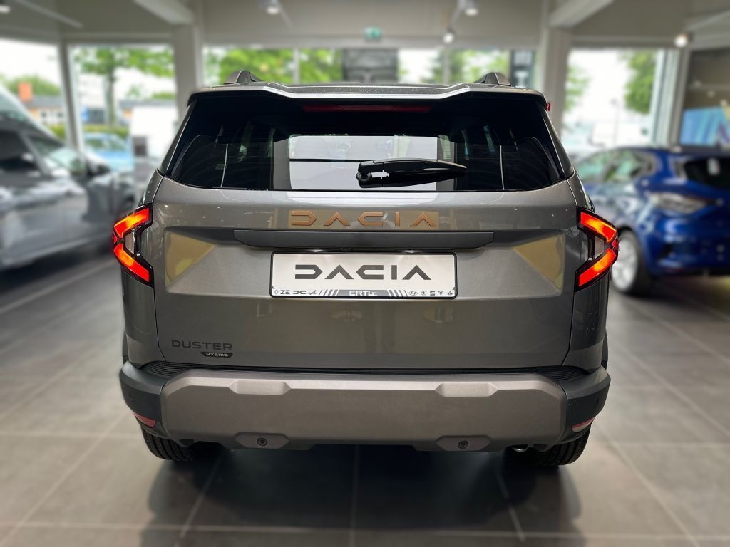 Dacia Duster Extreme HYBRID 140 - Samsaru's Car Outlet