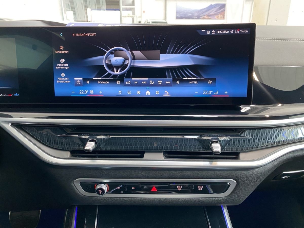 BMW X5 xDrive40d M-Sport B&W KeyLess Pano AHK STH Ai