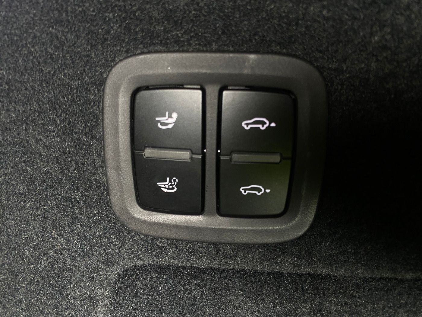 Porsche Cayenne E-Hybrid Coupe | InnoDrive | AHK | BOSE