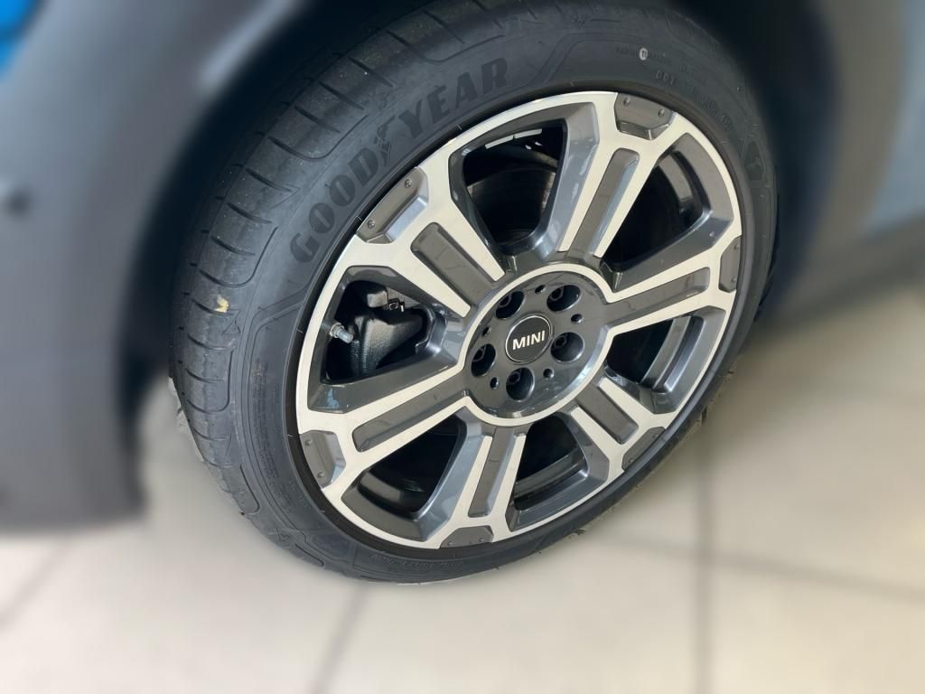 MINI Countryman Cooper SD Classic All4 - Samsaru's Car Outlet
