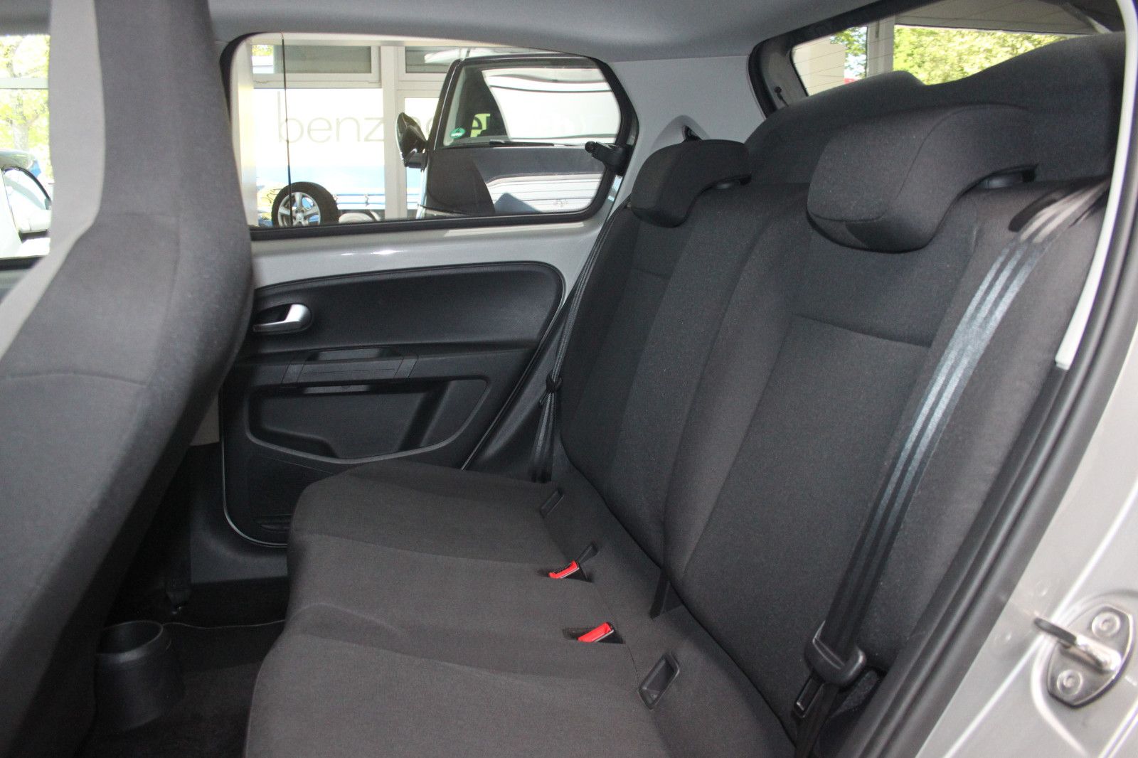 Volkswagen up! e-up! Style - Samsaru's Car Outlet