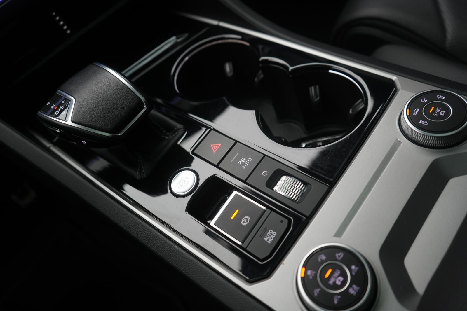 Volkswagen Touareg  3.0 V6 e-Hybrid 4Motion R Leder/Matrix/