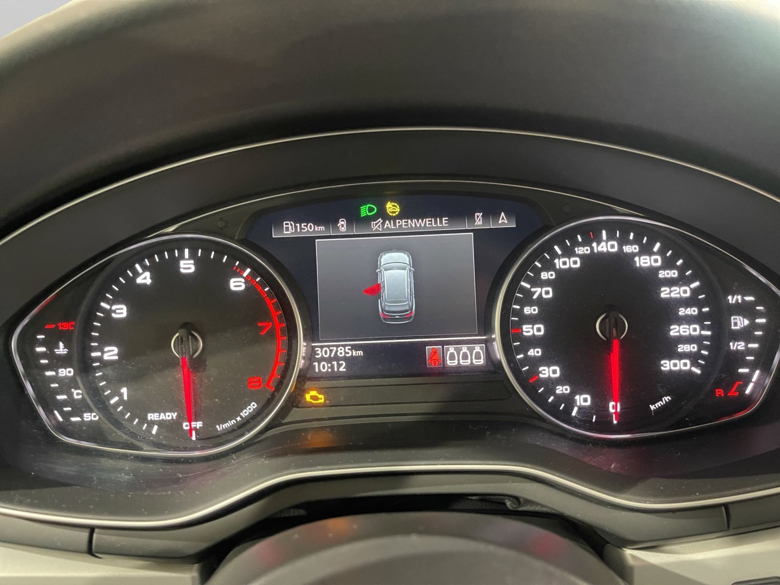 Audi A4 Avant 35 TFSI - Samsaru's Car Outlet