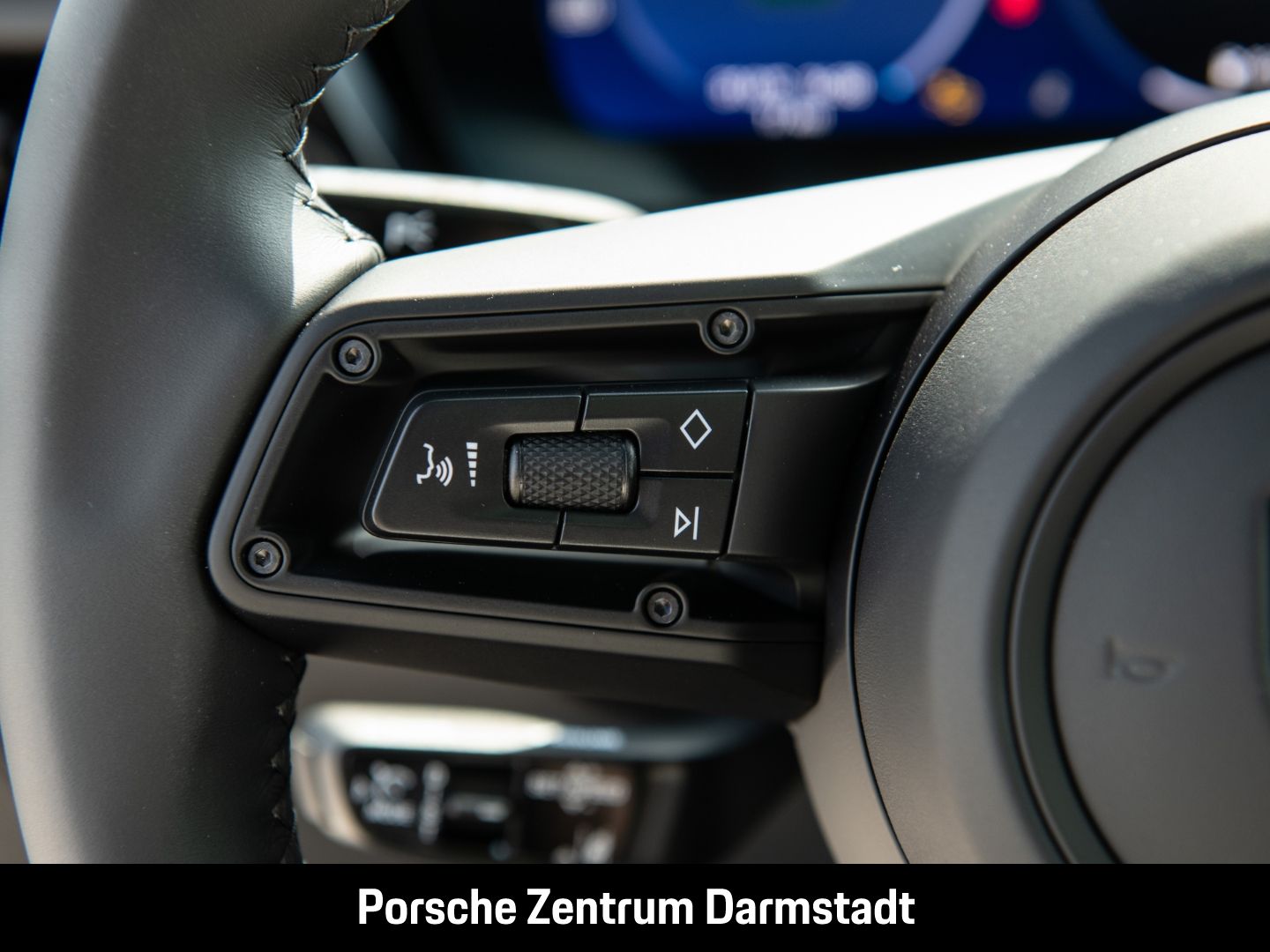 Porsche Macan Turbo BOSE Panoramadach Rückfahrkamera LED