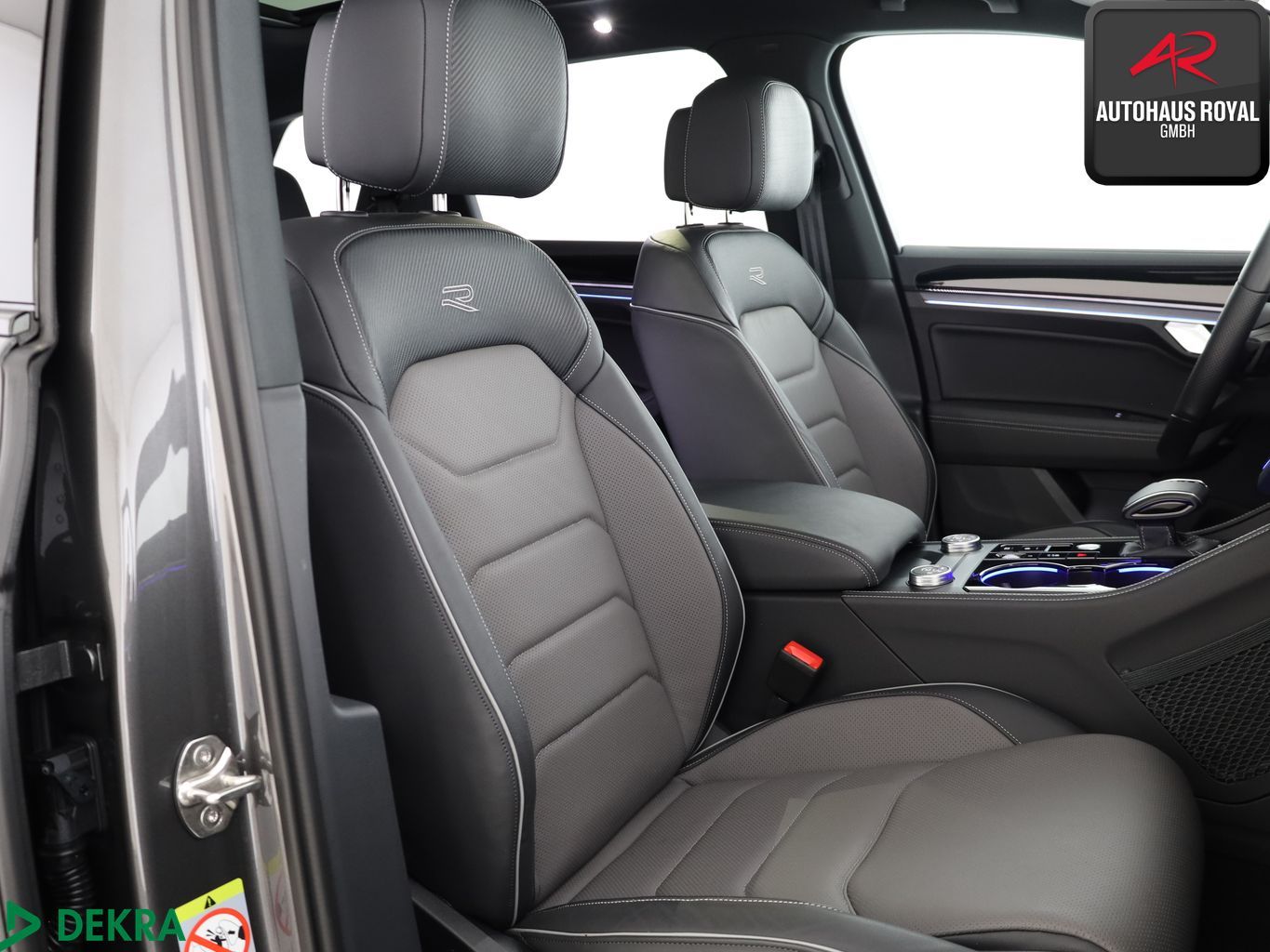 Volkswagen Touareg 3.0 TDI 4M R LINE PANO,HUD,360°,MASSAGE