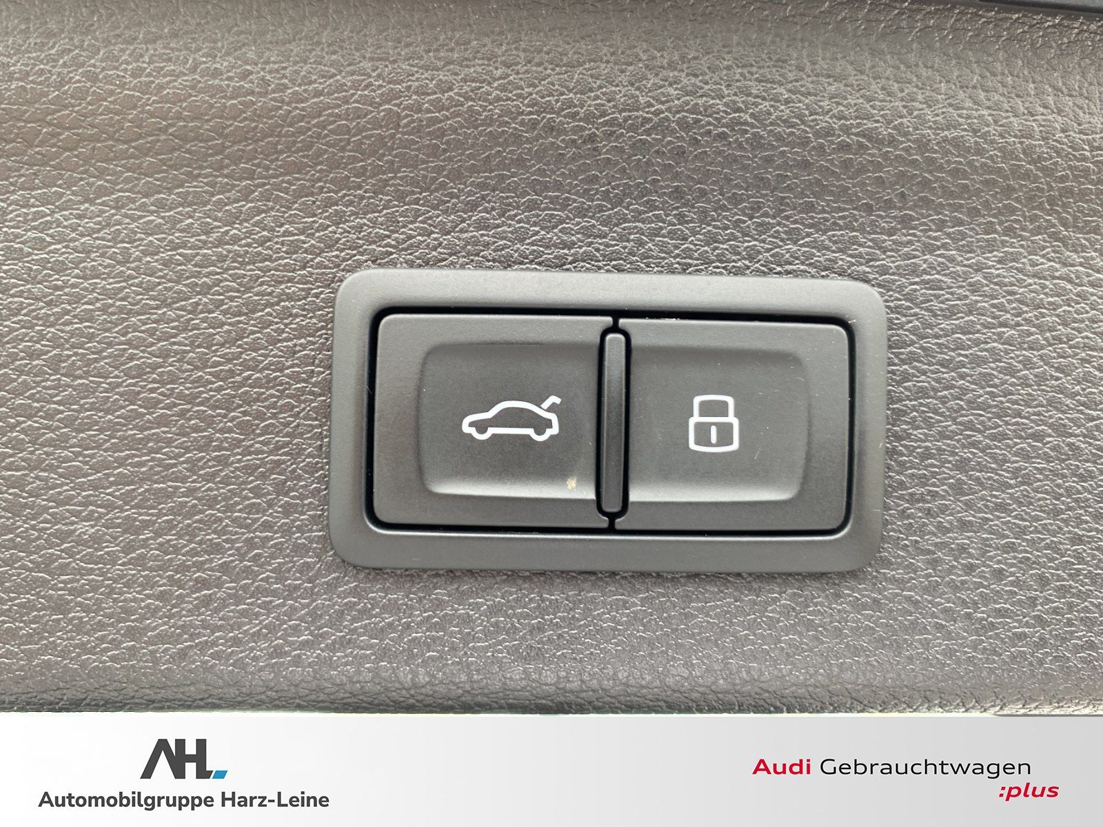 Audi Q3 35 TDI quattro S-tronic - Samsaru's Car Outlet