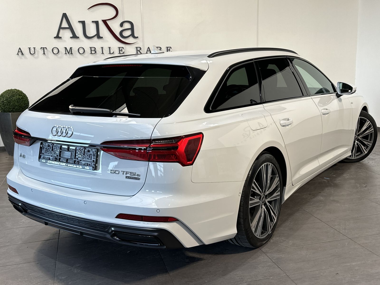 Audi A6 Avant 50 TFSI e Qu S-Line - Samsaru's Car Outlet