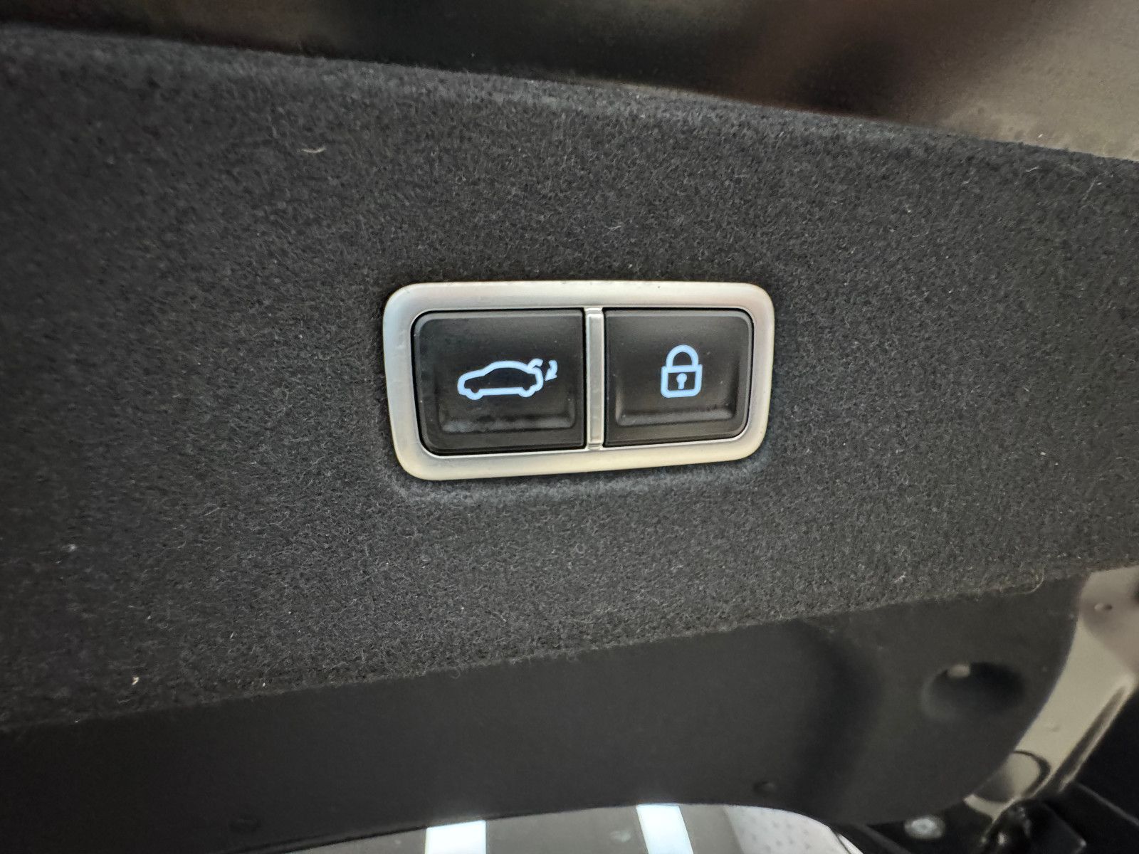 Hyundai IONIQ 6 77,4kWh 325ps 4WD Uniq 360°K/BOSE/DIGI