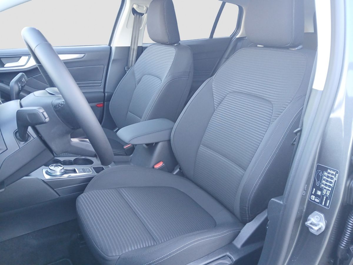 Ford Focus Titanium Edition Turnier AUT | LED | NAV |