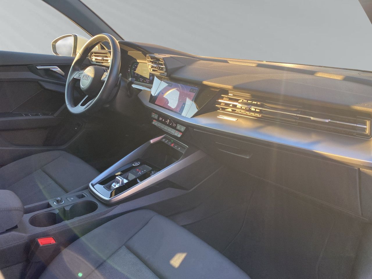 Audi A3 Sportback 40 TFSI e S tronic AHK LED R-Kamera