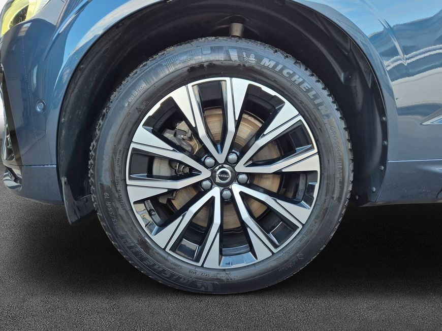 Volvo XC60 B4 D AWD Plus Dark  Business+Panorama