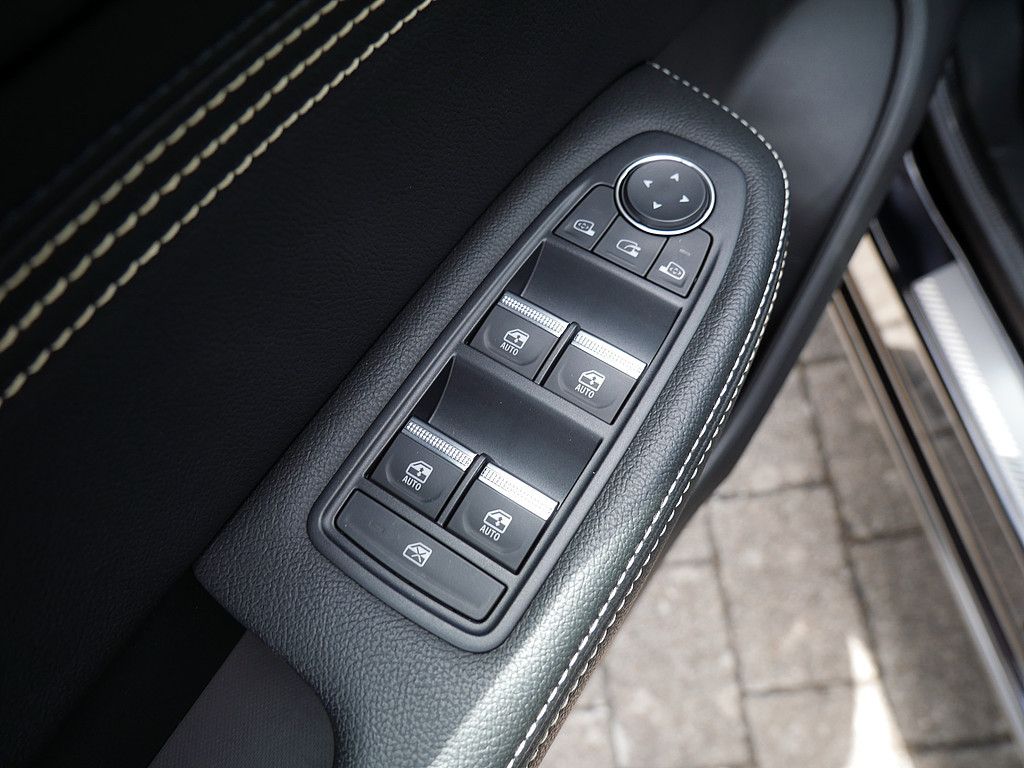 Renault Arkana Engineered E-Tech 145 - Samsaru's Car Outlet