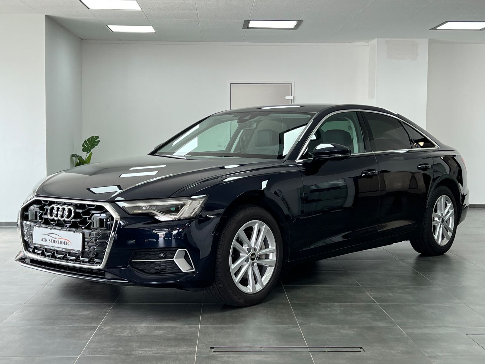 Audi A6 Lim. 45 TFSI advanced - Samsaru's Car Outlet