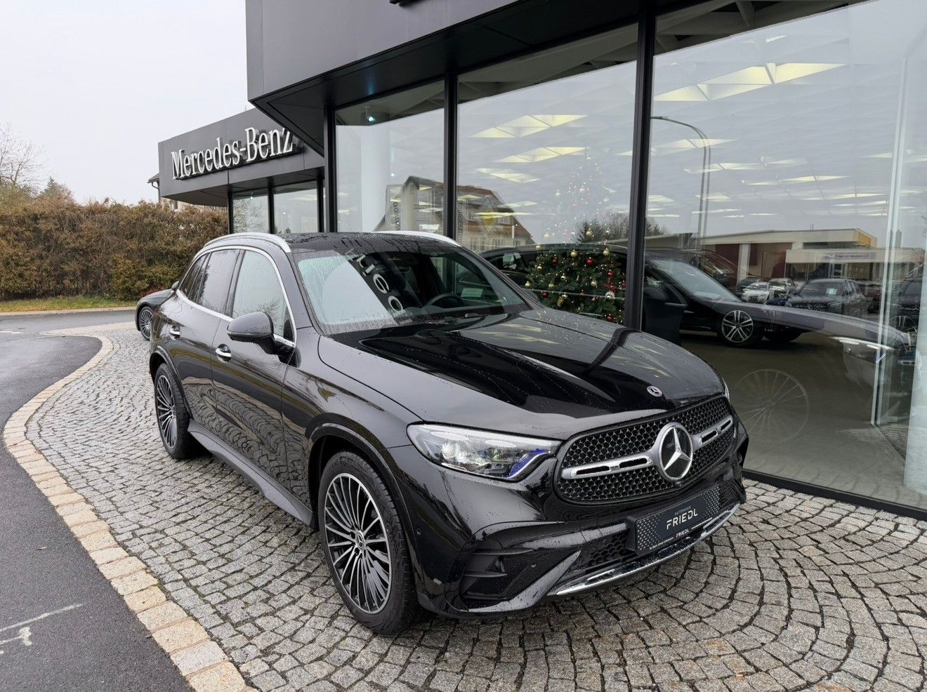 Mercedes-Benz GLC 220d AMG Editi Pano Night AHK Memory Digital