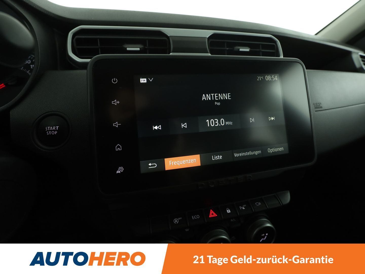 Dacia Duster 1.3 TCe Journey+ - Samsaru's Car Outlet