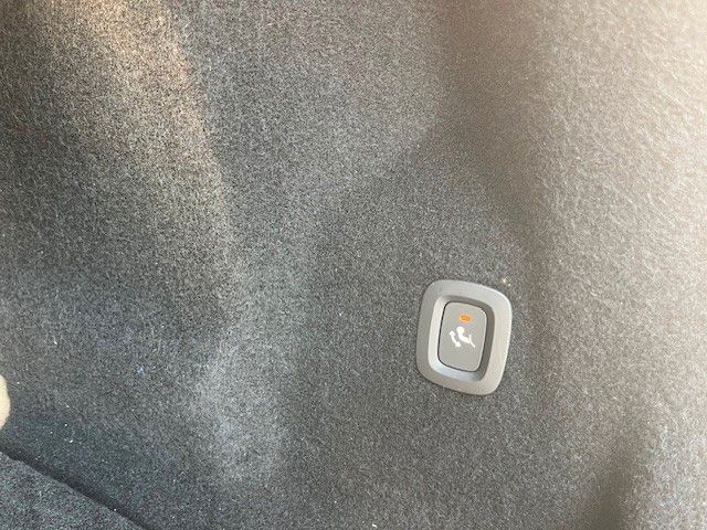 Volvo XC60 T8 AWD Inscription Expression Plug-In Hyb.