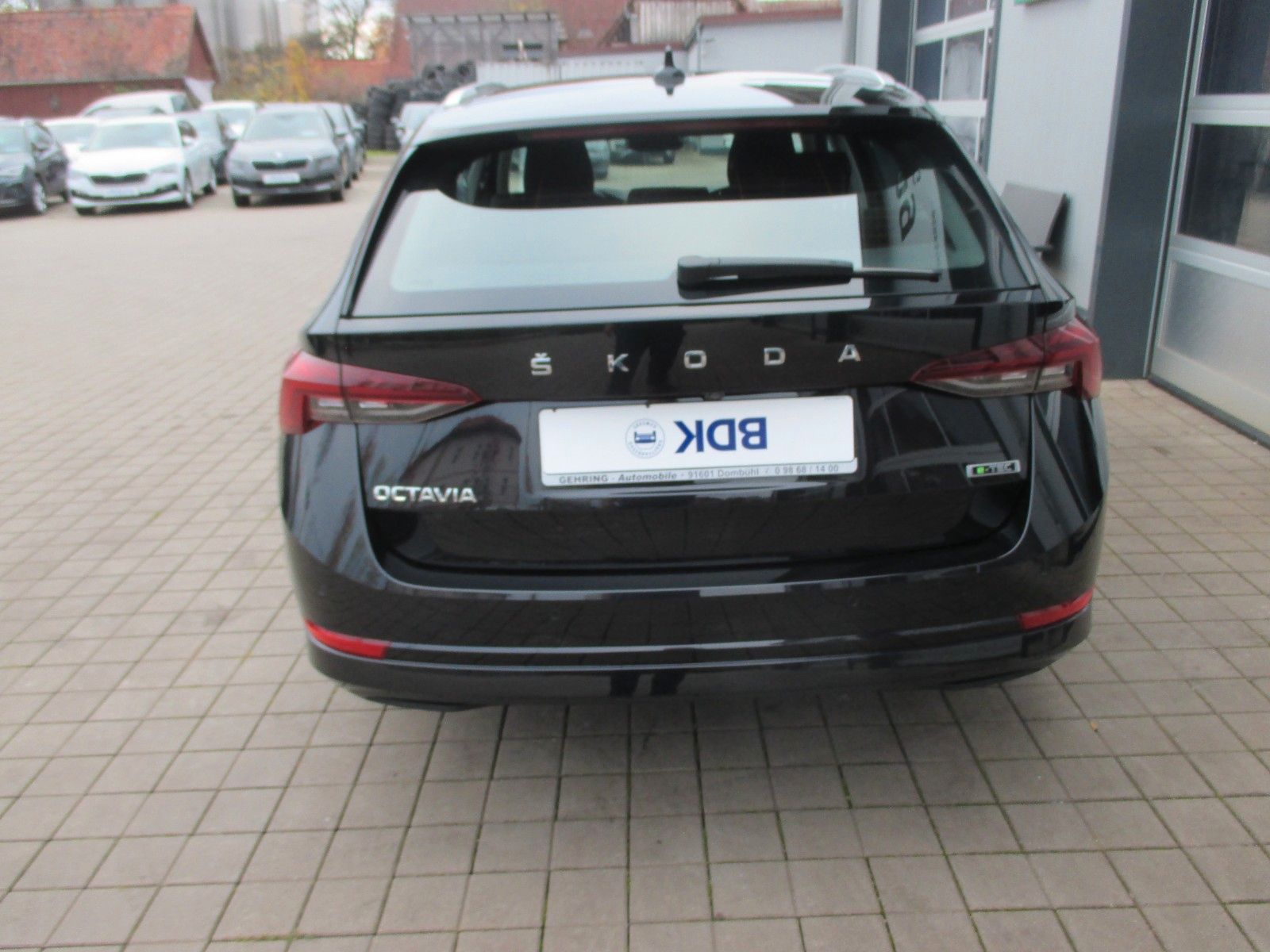 Skoda Octavia Combi 1.5 e TSI DSG Style - Samsaru's Car Outlet