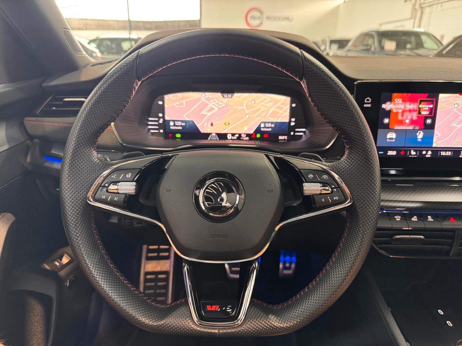 Skoda RS 4x4 PANO/HUD/360°/AHK/MASS/AMB/ACC/TRA.P.