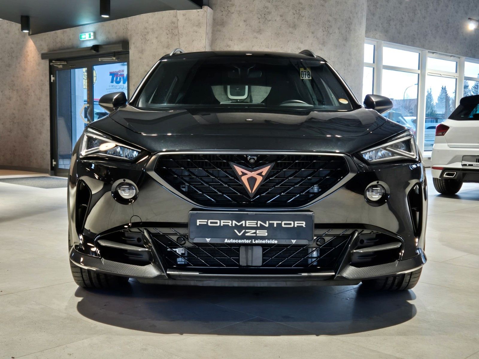 Cupra Formentor VZ5 2.5 TSI 4Drive - Samsaru's Car Outlet