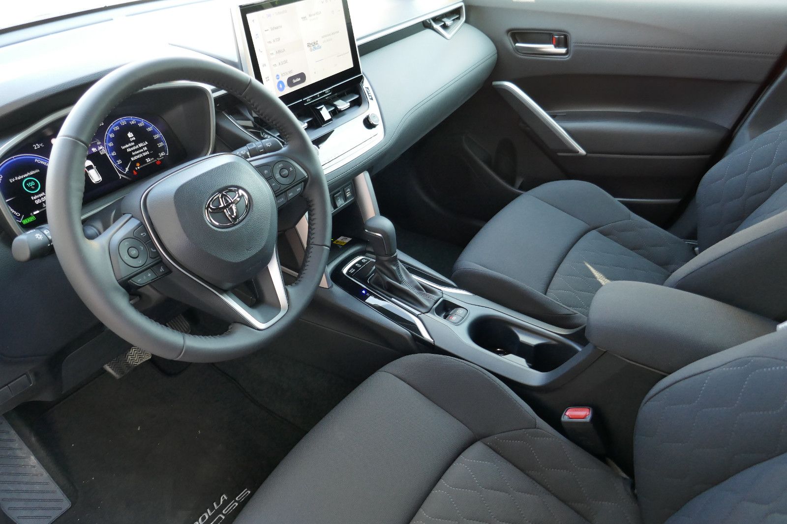 Toyota Corolla Cross XG10 FWD - Samsaru's Car Outlet