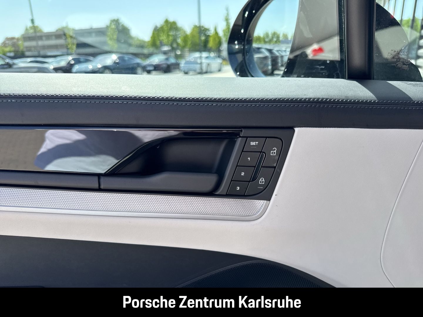 Porsche Cayenne E-Hybrid BOSE Panoramadach InnoDrive