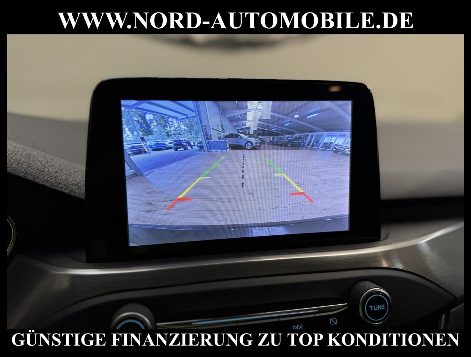 Ford Focus Turnier 1.5 Eco Titanium - Samsaru's Car Outlet