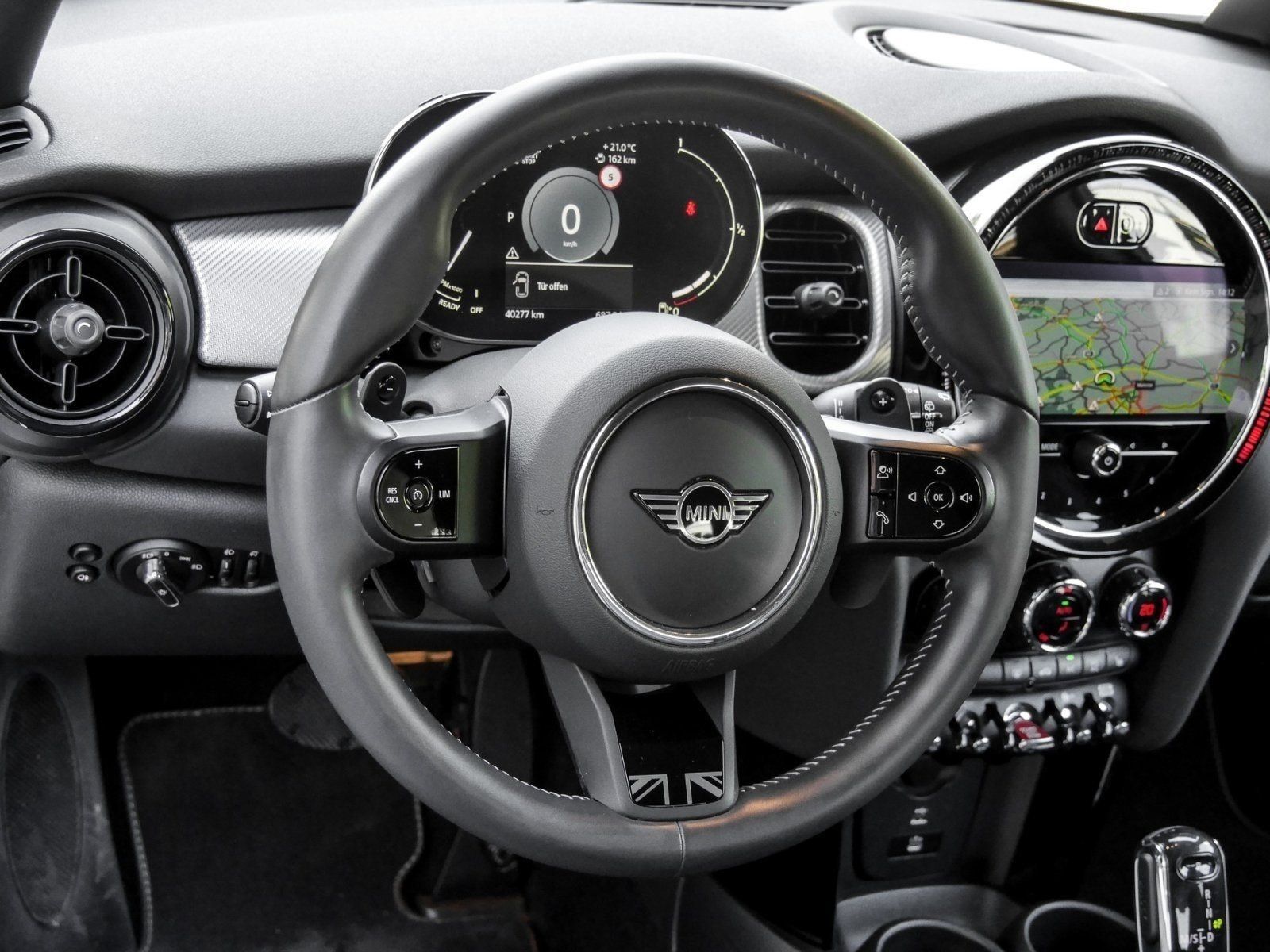 MINI Cooper S YOUNIQUE - Samsaru's Car Outlet
