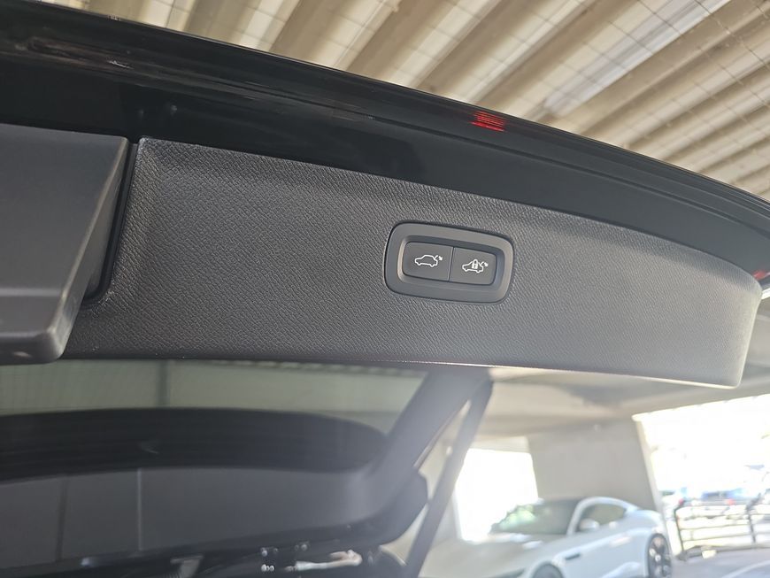 Volvo XC90 T8 AWD Recharge Plus Dark