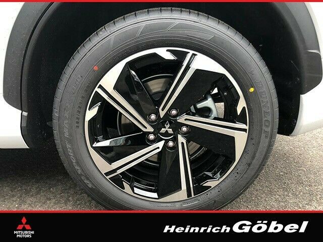 Mitsubishi Eclipse Cross PHEV 4WD Top PANORAMA UVP: 49.349€