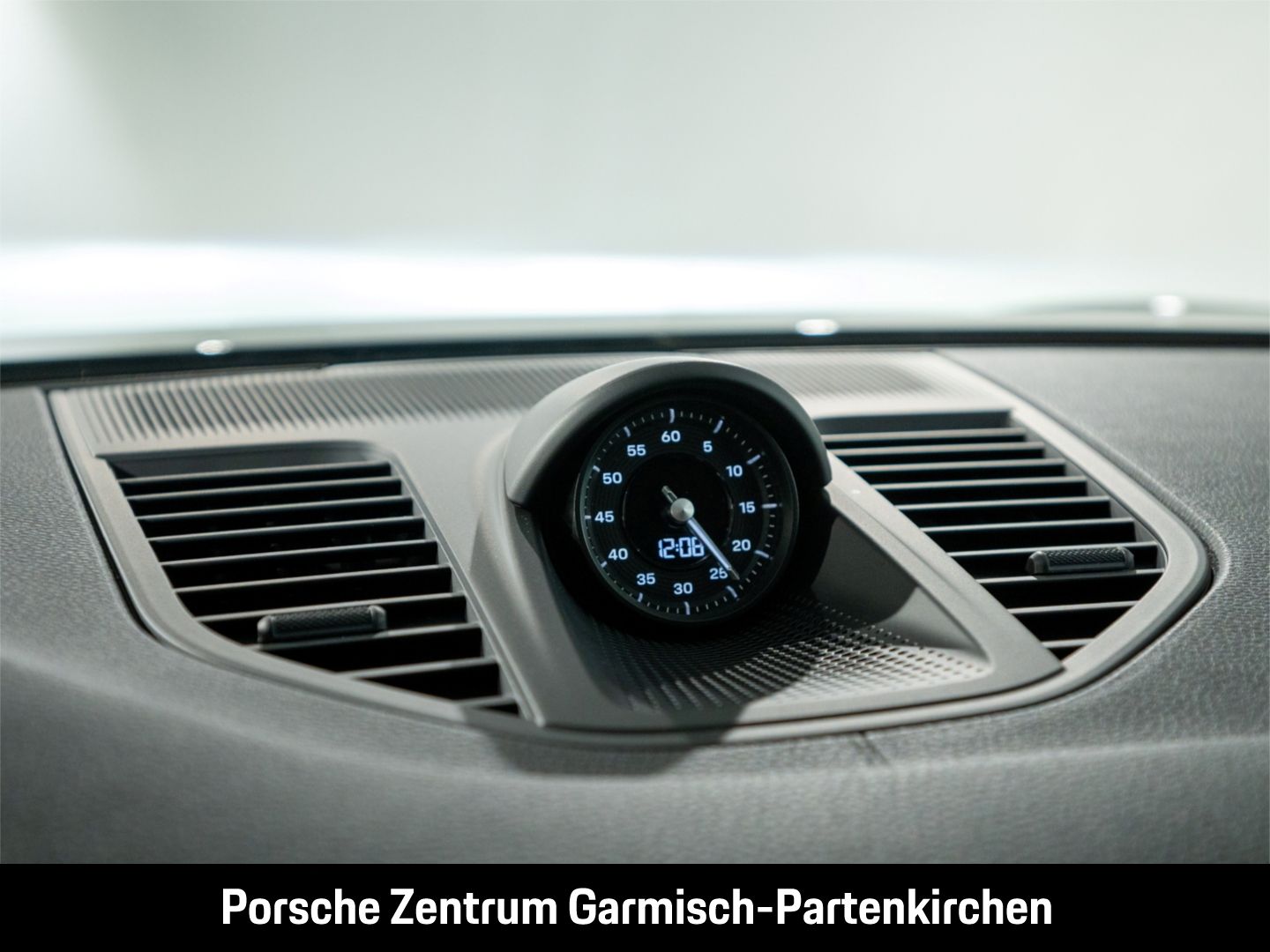 Porsche Panamera 4 E-Hybrid Sitzheizung hinten LenkradHZ