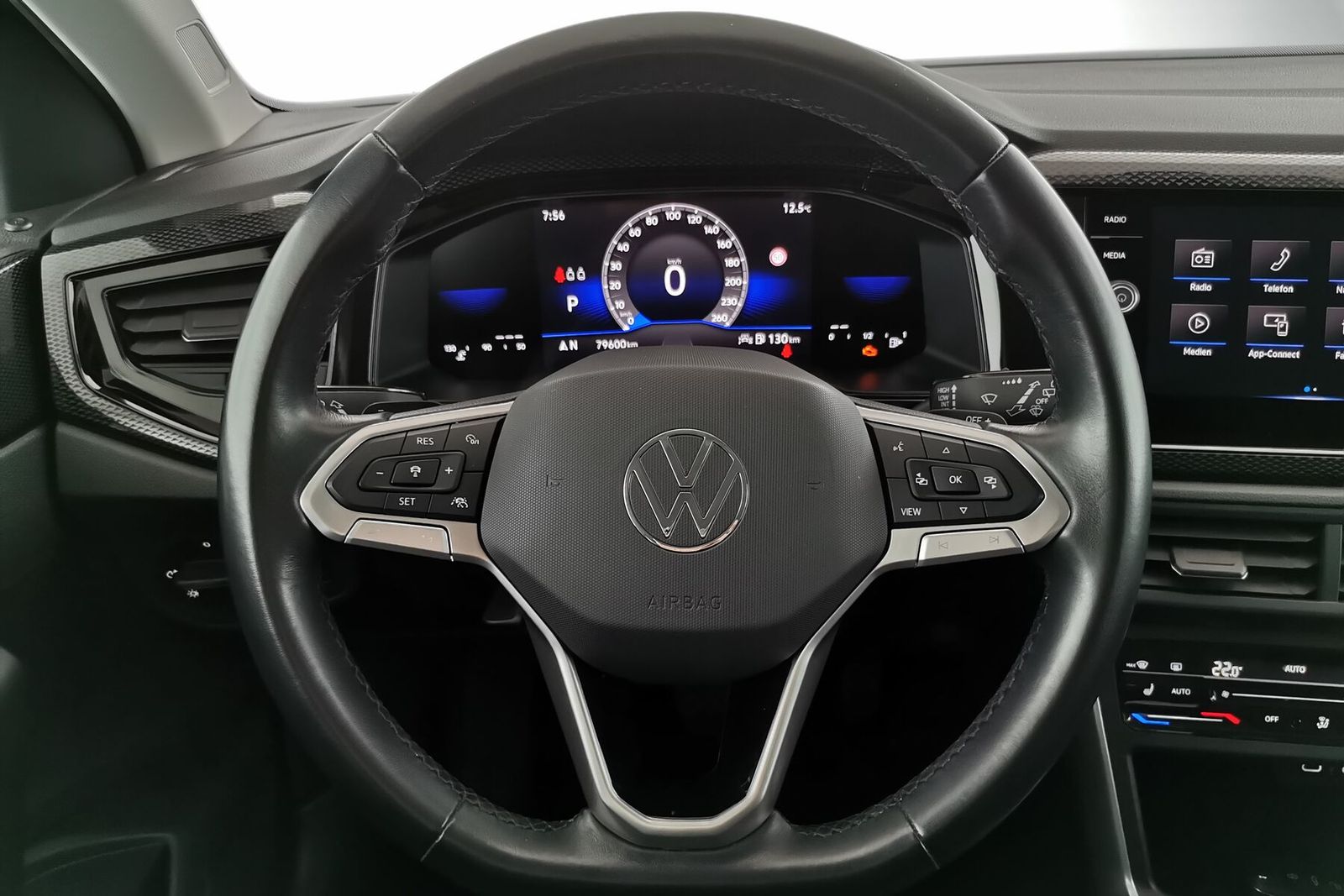Volkswagen Taigo 1.0 TSI Life - Samsaru's Car Outlet