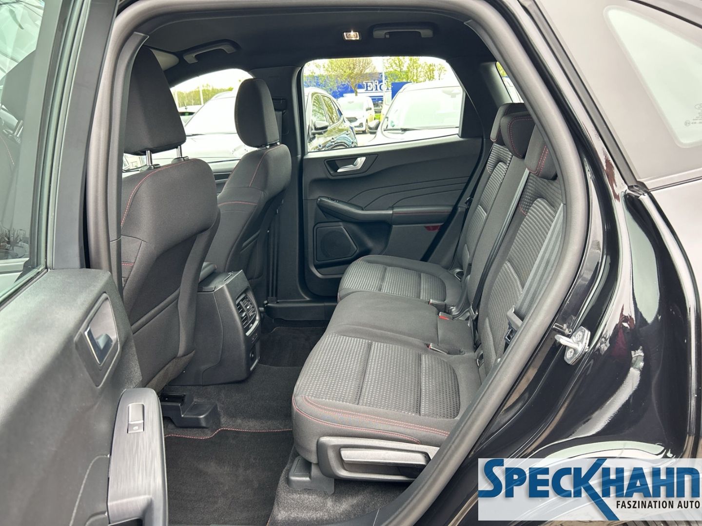 Ford Kuga ST-Line 2.0 EcoBlue AT - Samsaru's Car Outlet