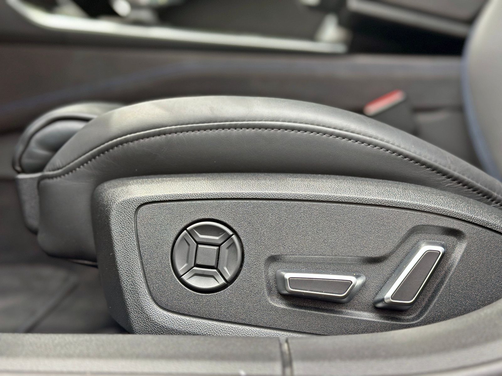Audi RS6 Avant qu performance KERAMIK PANO NIGHT HUD