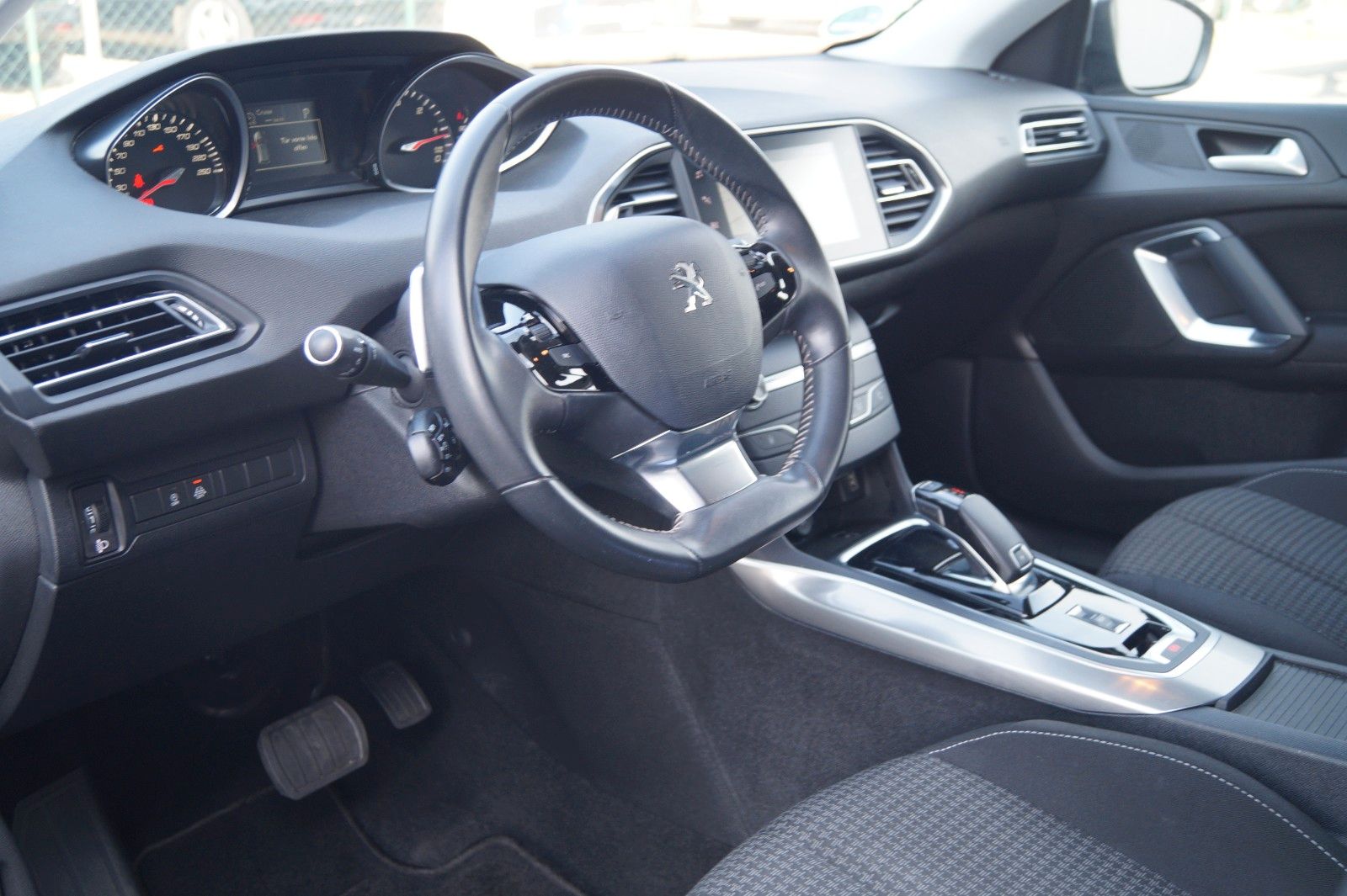 Peugeot 308 SW Active - Samsaru's Car Outlet