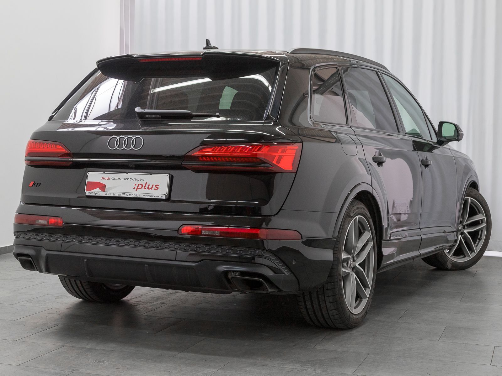Audi Q7 55 TFSIe Q 2x S LINE PANO LM21 HuD AHK
