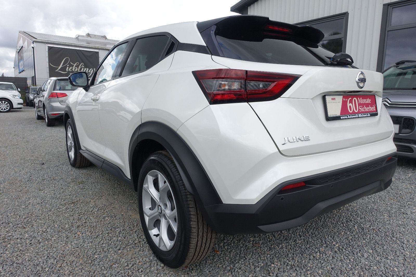 Nissan Juke 1.0 Aut. - Samsaru's Car Outlet