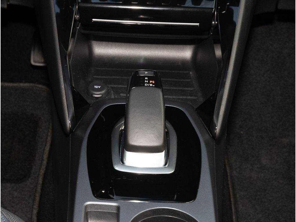 Peugeot e-2008 Allure - Samsaru's Car Outlet