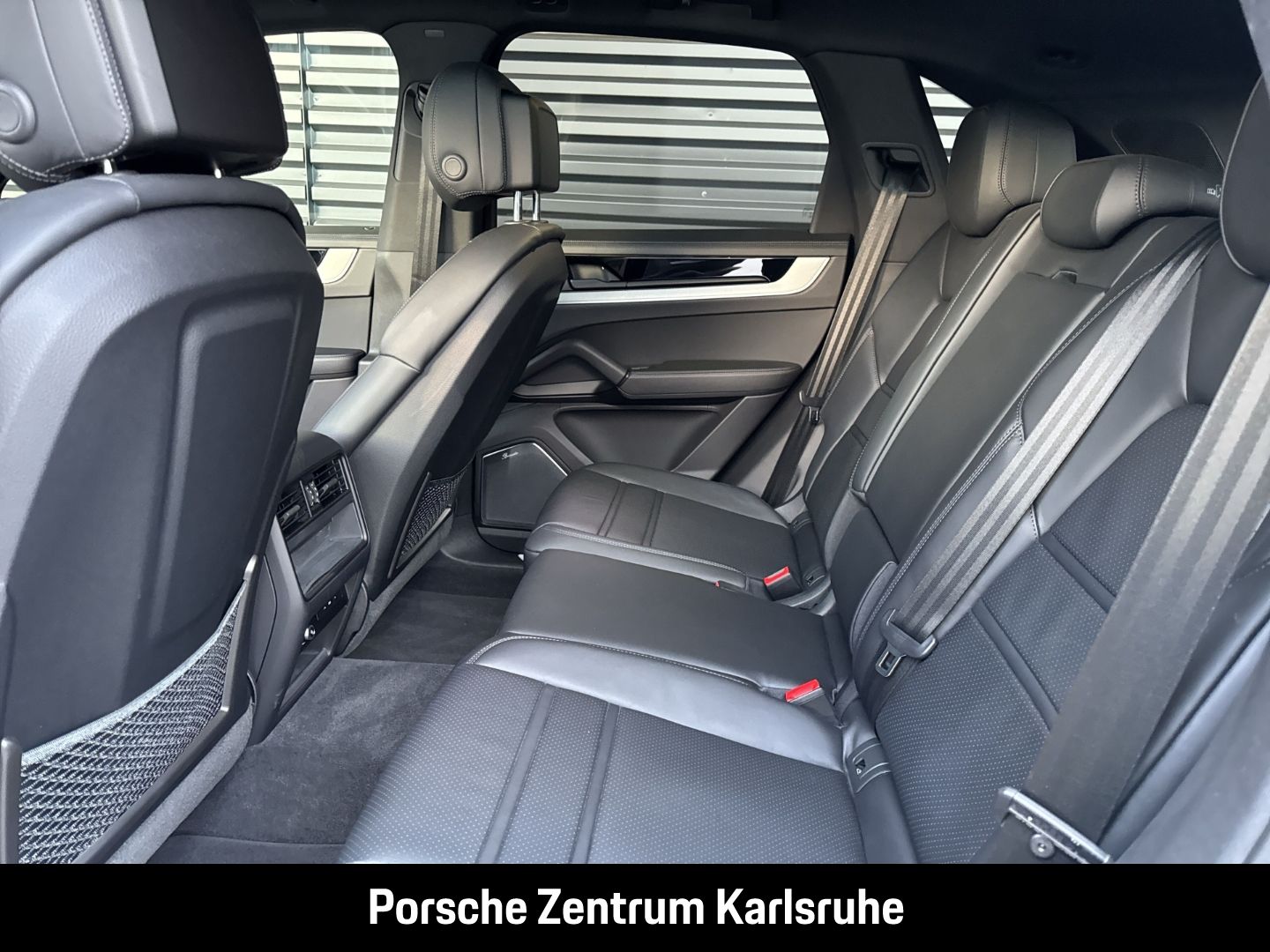 Porsche Cayenne E-Hybrid Burmester Luftfederung LED