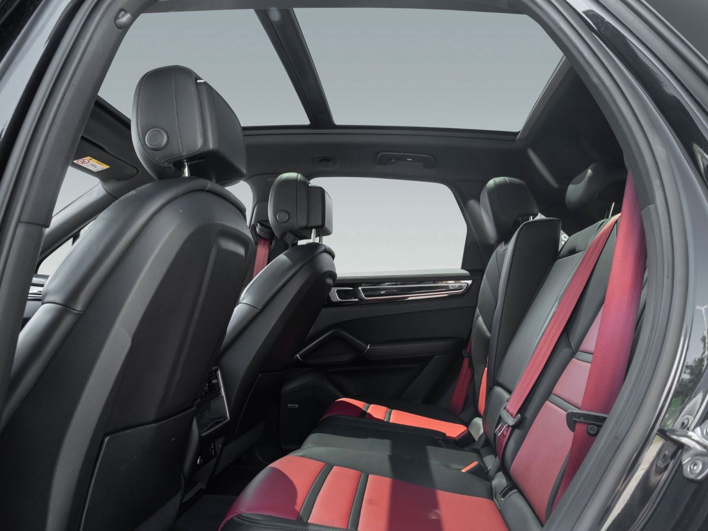Porsche Cayenne S Platinum Edition 14 Wege Sitze Pano