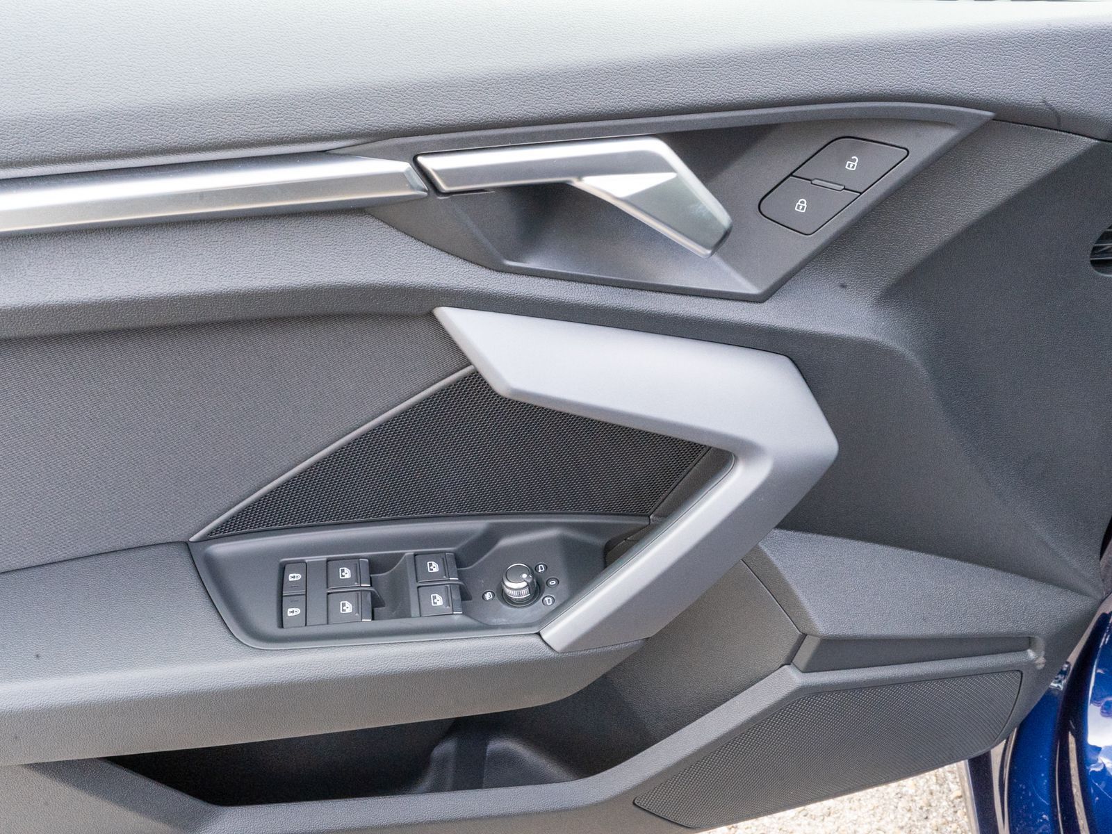 Audi A3 Sportback advanced 30TFSI Navi LED GRA PDC VC