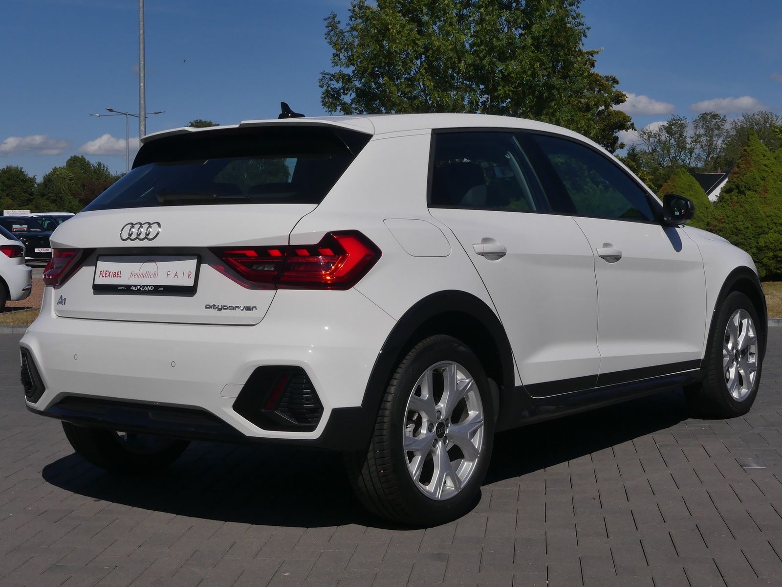 Audi A1 citycarver 30 TFSI - Samsaru's Car Outlet