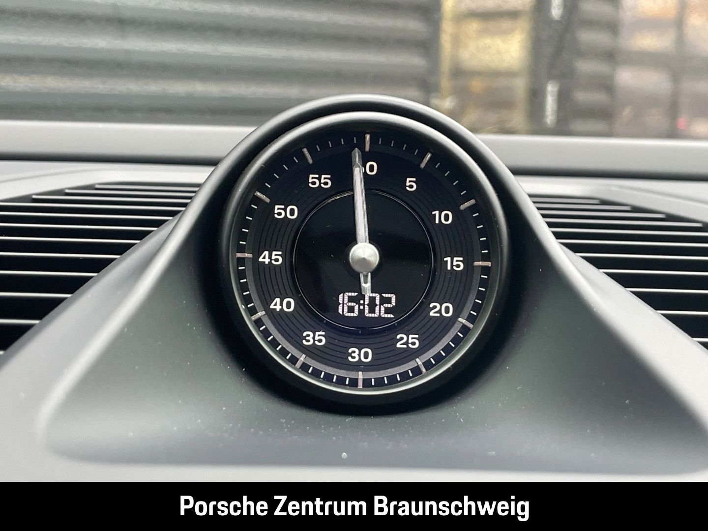 Porsche Macan Turbo BOSE Luftfederung Panoramadach LED